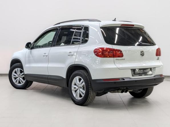 Volkswagen Tiguan I Рестайлинг с пробегом 2016 года, цена 1 907 000 рублей, 58275 км, внедорожник, Автокод Объявления
