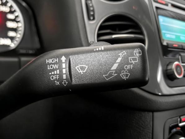 Volkswagen Tiguan I Рестайлинг с пробегом 2011 года, цена 1 144 000 рублей, 76801 км, внедорожник, Автокод Объявления