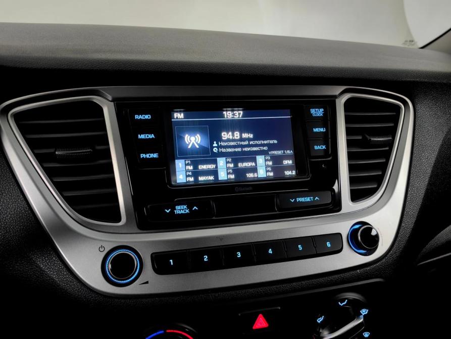 Hyundai Solaris II Москва  - изображение 17
