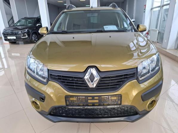 Renault Sandero II с пробегом 2017 года, цена 1 019 000 рублей, 135000 км, хэтчбек, Автокод Объявления
