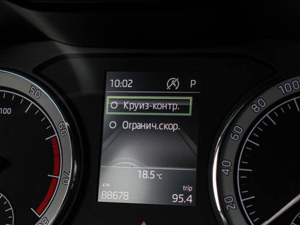 Skoda Karoq I с пробегом 2020 года, цена 2 300 000 рублей, 88677 км, внедорожник, Автокод Объявления