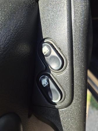 Chevrolet Niva I Рестайлинг с пробегом 2011 года, цена 560 000 рублей, 77146 км, внедорожник, Автокод Объявления