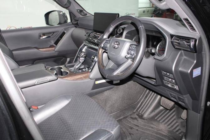 Toyota Land Cruiser 300 Series с пробегом 2021 года, цена 10 500 000 рублей, 85601 км, внедорожник, Автокод Объявления