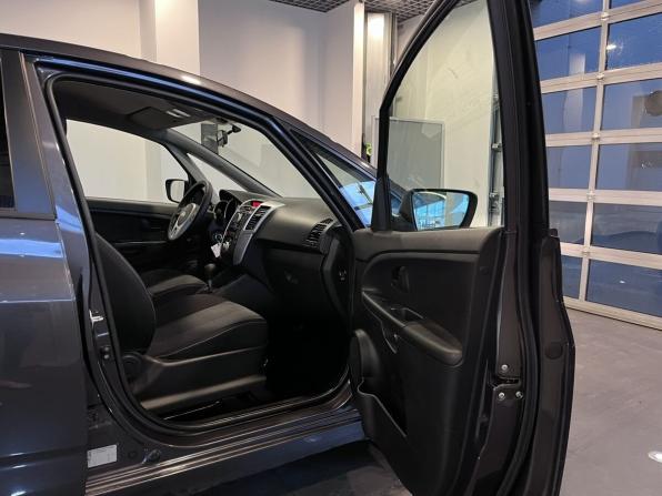 Kia Venga I с пробегом 2012 года, цена 925 000 рублей, 113440 км, компактвэн, Автокод Объявления