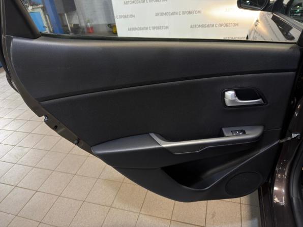 Kia Rio III Рестайлинг с пробегом 2015 года, цена 849 000 рублей, 140000 км, седан, Автокод Объявления