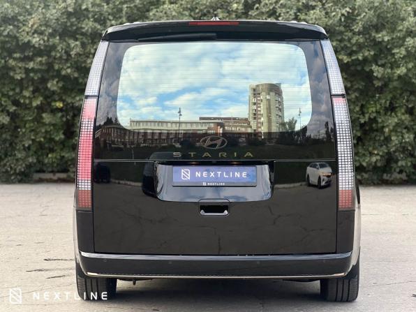 Новый Hyundai Staria I 2024 года, цена 10 390 000 рублей, минивэн, Автокод Объявления