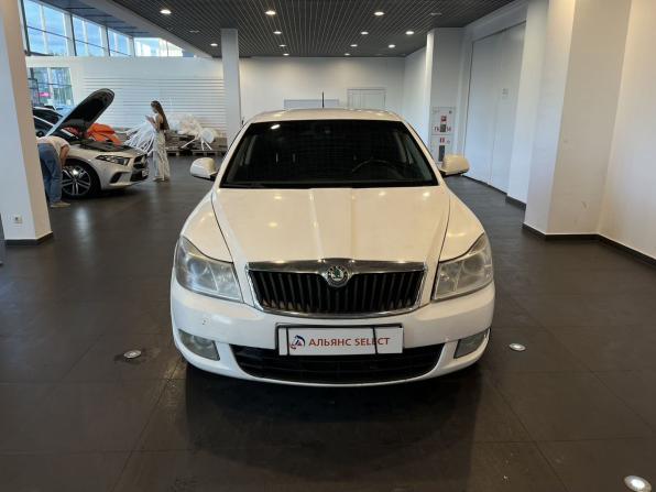 Skoda Octavia II (A5) Рестайлинг с пробегом 2011 года, цена 658 000 рублей, 233478 км, лифтбек, Автокод Объявления
