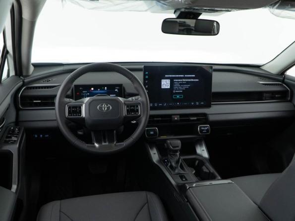 Toyota RAV4 VI (XA60) с пробегом 2026 года, цена 4 346 055 рублей, 20 км, внедорожник, Автокод Объявления