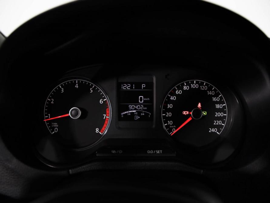 Volkswagen Polo V Рестайлинг Санкт-Петербург  - изображение 11