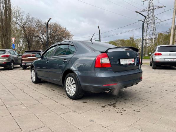 Skoda Octavia II (A5) Рестайлинг с пробегом 2010 года, цена 900 000 рублей, 150521 км, лифтбек, Автокод Объявления