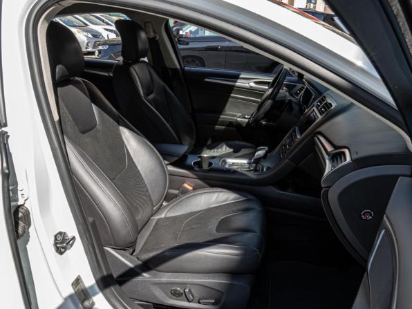Ford Mondeo V с пробегом 2017 года, цена 1 770 000 рублей, 111073 км, седан, Автокод Объявления