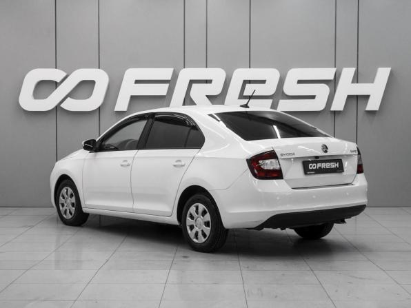Skoda Rapid I Рестайлинг с пробегом 2019 года, цена 1 079 000 рублей, 240396 км, лифтбек, Автокод Объявления