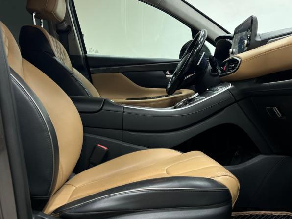 Hyundai Santa Fe IV Рестайлинг с пробегом 2021 года, цена 2 980 000 рублей, 115500 км, внедорожник, Автокод Объявления