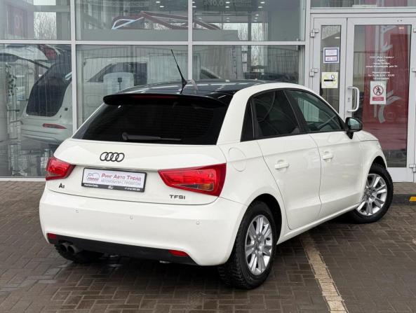 Audi A1 I (8X) с пробегом 2012 года, цена 899 000 рублей, 178000 км, хэтчбек, Автокод Объявления