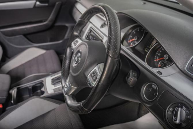 Volkswagen Passat B7 с пробегом 2014 года, цена 1 349 000 рублей, 81000 км, универсал, Автокод Объявления