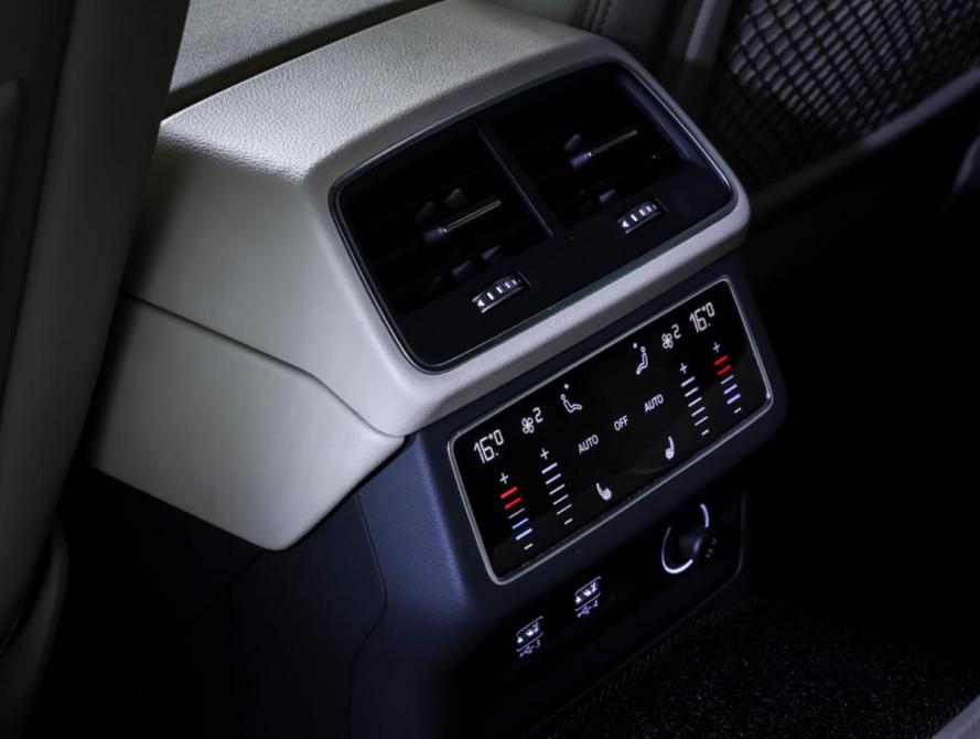 Audi A6 V (C8) Москва  - изображение 13