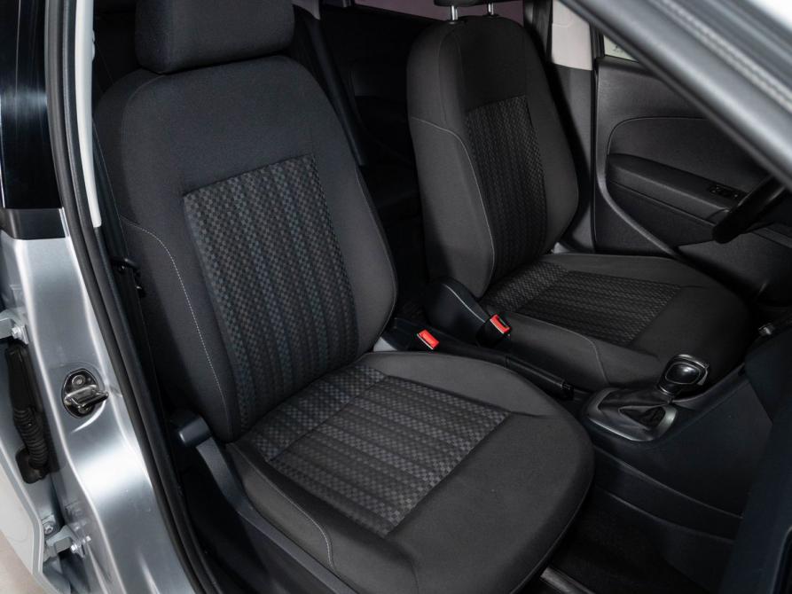 Volkswagen Polo V Рестайлинг Казань  - изображение 13