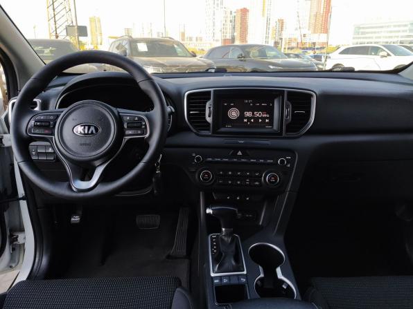 Kia Sportage IV Рестайлинг с пробегом 2018 года, цена 1 749 000 рублей, 178965 км, внедорожник, Автокод Объявления