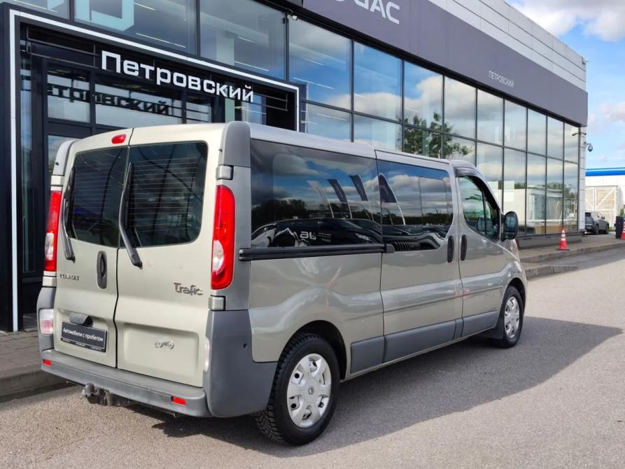 Renault Trafic II Рестайлинг Санкт-Петербург  - изображение 6