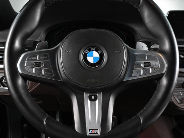 BMW 7 серии VI (G11/G12) Рестайлинг с пробегом 2019 года, цена 5 949 000 рублей, 115099 км, седан, Автокод Объявления