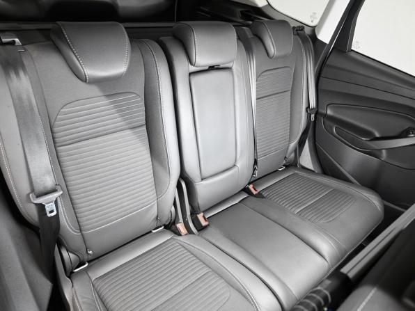 Ford Kuga II Рестайлинг с пробегом 2018 года, цена 1 735 000 рублей, 103370 км, внедорожник, Автокод Объявления
