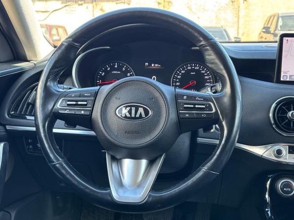 Kia Stinger I Рестайлинг с пробегом 2021 года, цена 3 190 000 рублей, 138100 км, лифтбек, Автокод Объявления
