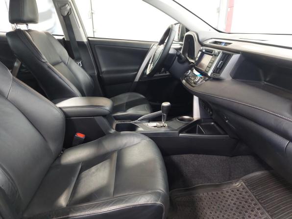 Toyota RAV4 IV (XA40) с пробегом 2013 года, цена 1 850 000 рублей, 181385 км, внедорожник, Автокод Объявления