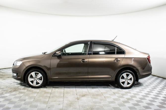 Skoda Rapid I Рестайлинг с пробегом 2018 года, цена 1 310 000 рублей, 140001 км, лифтбек, Автокод Объявления