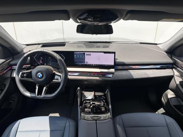 BMW 5 серии VIII (G60/G61/G68) с пробегом 2025 года, цена 7 700 000 рублей, 5613 км, седан, Автокод Объявления