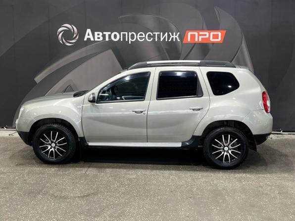 Renault Duster I с пробегом 2013 года, цена 898 000 рублей, 95302 км, внедорожник, Автокод Объявления