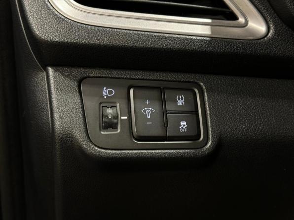 Hyundai Solaris II с пробегом 2019 года, цена 1 395 000 рублей, 72493 км, седан, Автокод Объявления