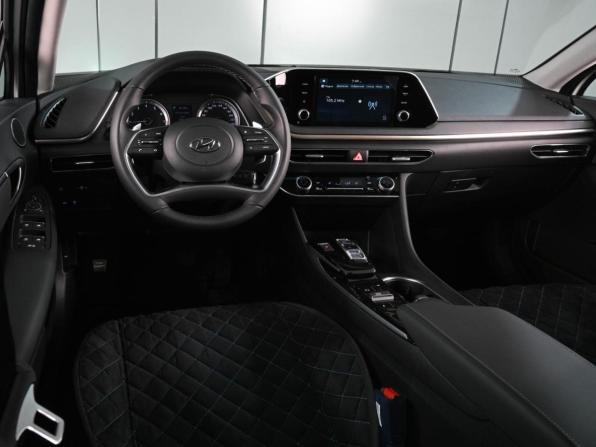 Hyundai Sonata VIII (DN8) с пробегом 2021 года, цена 2 999 000 рублей, 670 км, седан, Автокод Объявления