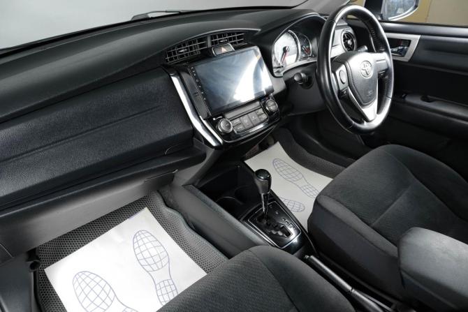 Toyota Corolla XI (E160 E170) Рестайлинг 2 с пробегом 2015 года, цена 1 289 000 рублей, 77000 км, седан, Автокод Объявления