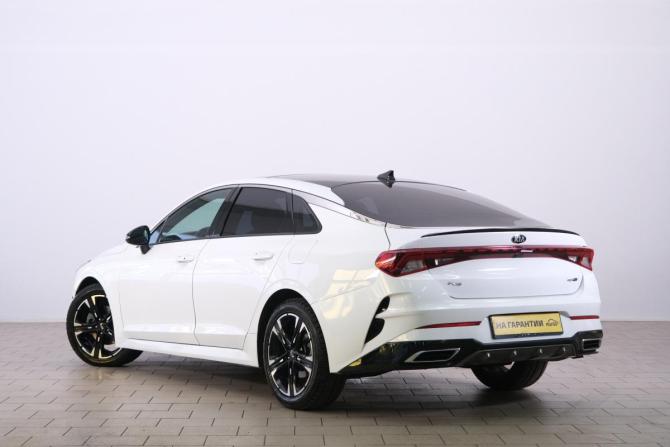 Kia K5 III с пробегом 2020 года, цена 2 369 000 рублей, 100600 км, седан, Автокод Объявления
