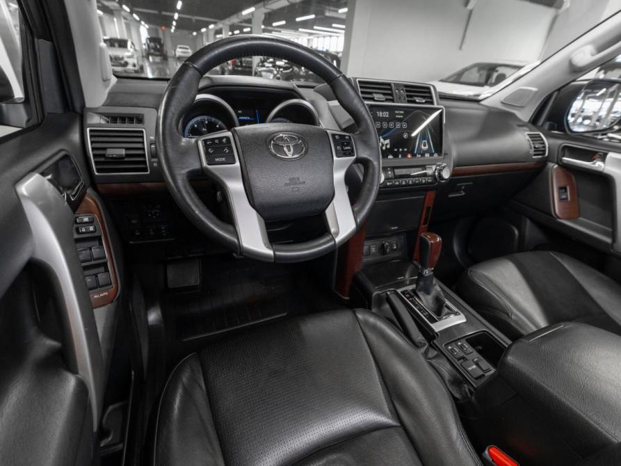 Toyota Land Cruiser Prado 150 Series Рестайлинг 1 Москва  - изображение 7