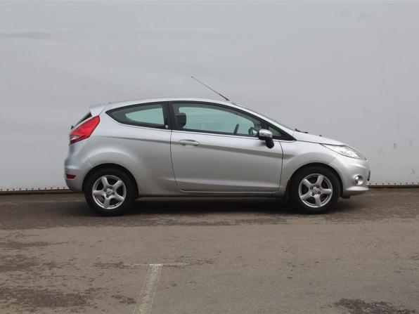 Ford Fiesta Mk6 с пробегом 2008 года, цена 630 000 рублей, 132000 км, хэтчбек, Автокод Объявления