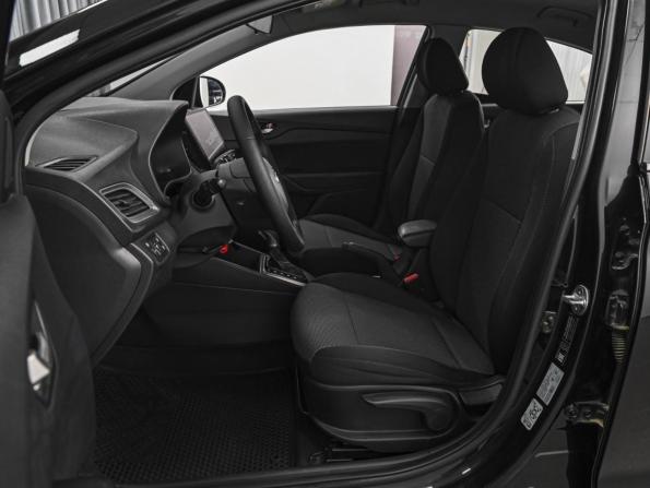 Hyundai Solaris II с пробегом 2019 года, цена 1 378 000 рублей, 106922 км, седан, Автокод Объявления