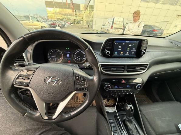 Hyundai Tucson III Рестайлинг с пробегом 2018 года, цена 1 899 000 рублей, 186000 км, внедорожник, Автокод Объявления