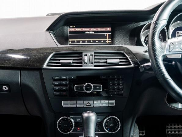 Mercedes-Benz C-Класс III (W204) Рестайлинг с пробегом 2011 года, цена 1 420 000 рублей, 131204 км, седан, Автокод Объявления