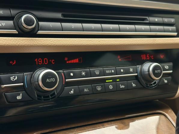 BMW 5 серии VI (F10/F11/F07) с пробегом 2012 года, цена 1 799 000 рублей, 266506 км, седан, Автокод Объявления