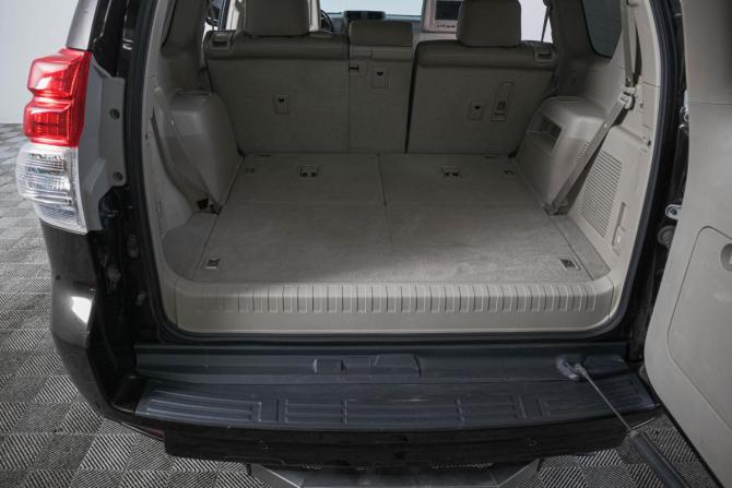 Toyota Land Cruiser Prado 150 Series с пробегом 2011 года, цена 2 299 000 рублей, 301251 км, внедорожник, Автокод Объявления