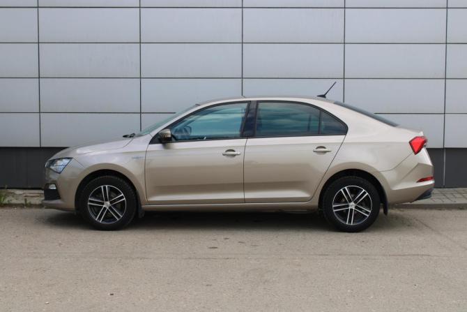 Skoda Rapid II с пробегом 2020 года, цена 1 625 000 рублей, 69130 км, лифтбек, Автокод Объявления