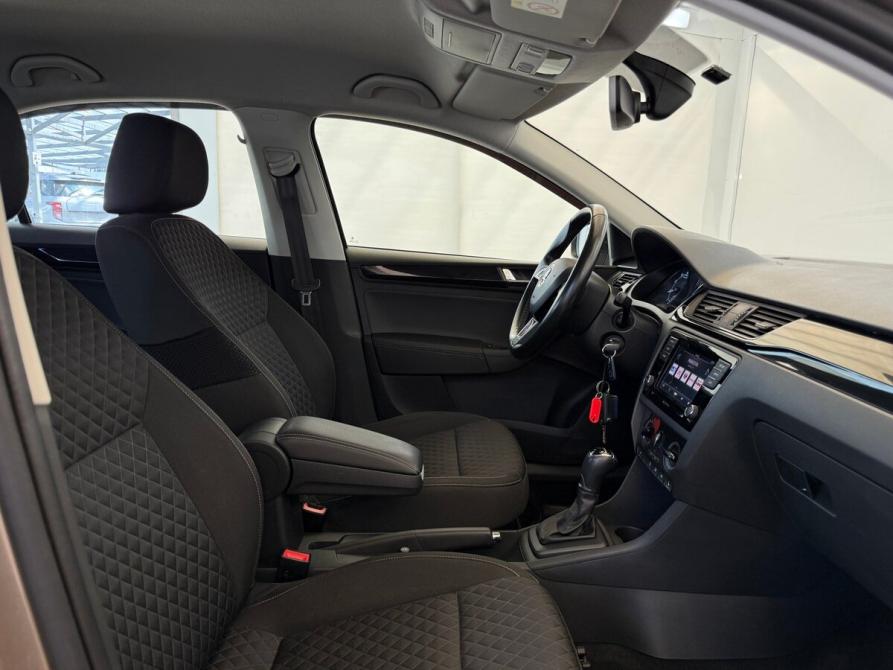 Skoda Rapid I Рестайлинг Москва  - изображение 12