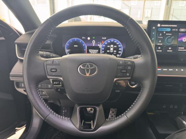 Toyota Camry IX (XV80) China Market с пробегом 2024 года, цена 3 500 000 рублей, 20350 км, седан, Автокод Объявления
