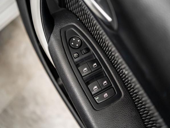 BMW 1 серии II (F20/F21) Рестайлинг с пробегом 2015 года, цена 1 297 000 рублей, 54504 км, хэтчбек, Автокод Объявления
