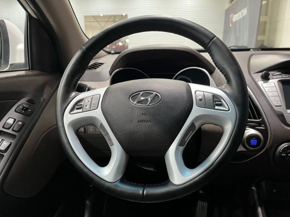 Hyundai ix35 I с пробегом 2012 года, цена 1 290 000 рублей, 124866 км, внедорожник, Автокод Объявления
