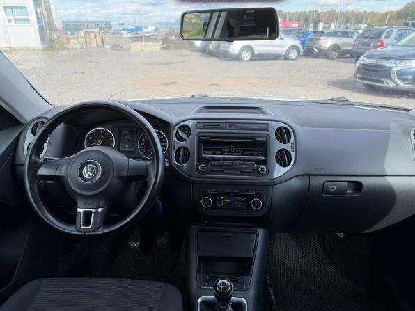 Volkswagen Tiguan I Рестайлинг с пробегом 2011 года, цена 700 000 рублей, 178430 км, внедорожник, Автокод Объявления
