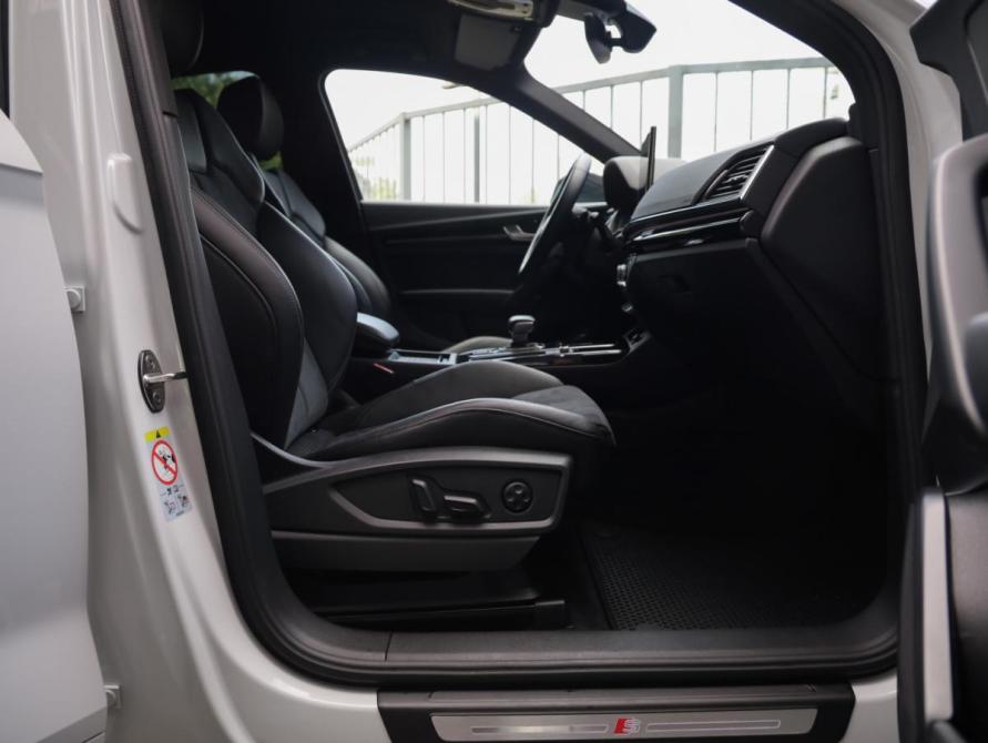 Audi Q5 Sportback I (FY) Санкт-Петербург  - изображение 29
