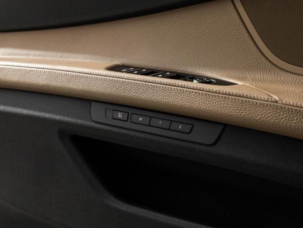BMW 7 серии V (F01/F02/F04) Рестайлинг с пробегом 2014 года, цена 2 250 000 рублей, 214000 км, седан, Автокод Объявления
