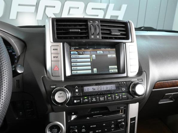Toyota Land Cruiser Prado 150 Series с пробегом 2010 года, цена 2 499 000 рублей, 297704 км, внедорожник, Автокод Объявления